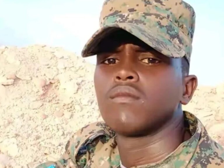 Askari dilal u geestay Ciidan kalle oo gacanta lagu soo dhigay.