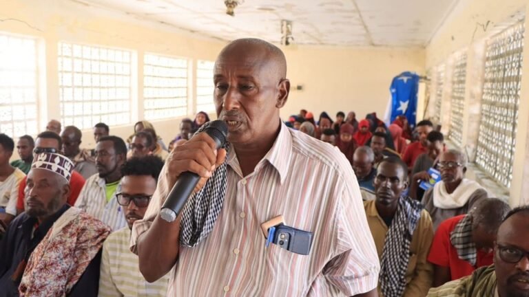 Kulan isku xer iyo Wadatashi oo Lagu Qabtay Degmada Mahas laguna Xoojinayo Xiriirka Bulshada iyo Booliska.