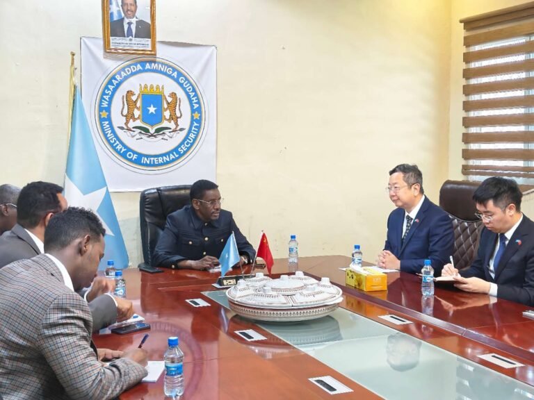 Dowladaha Soomaaliya iyo Shiinaha oo ka taageeraya dhinaca Amniga