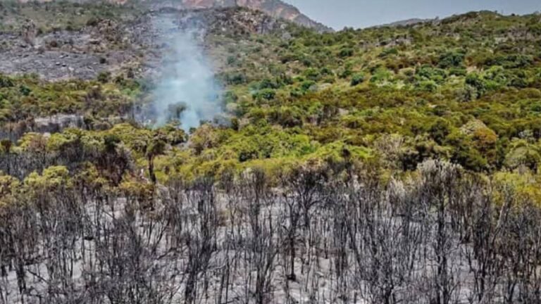 {DAAWO MUUQAALKA} Dab maalintii Sadaxaad ka soconaya Buurta Daalo ee Soomaliland.