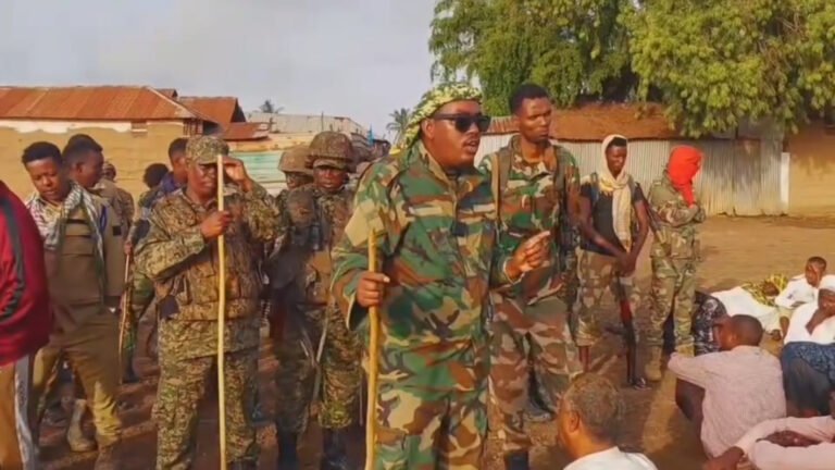 {DAAWO MUUQAALKA}  Ciidamada 14-ka Oktoobar oo Wacyigelin u sameeyay bulshada