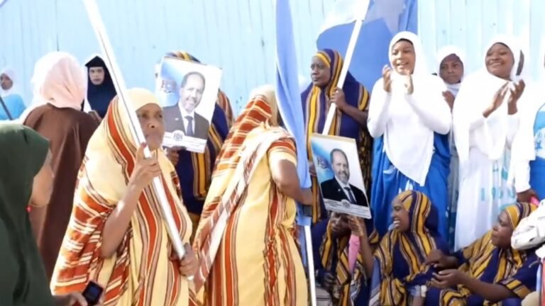 Somali President attends national flag-raising ceremony marking 65 years of independence and unity