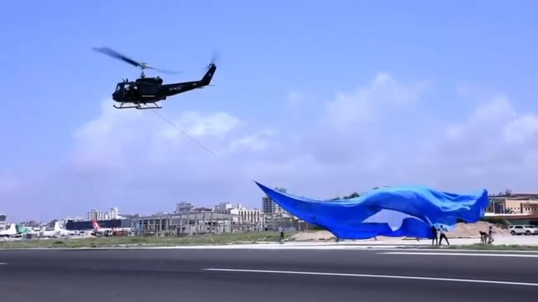 {DAAWO MUUQAALKA} Diyaaradaha Dagaalka oo si toos ah ugu qeeyb qaatay Dabaal dega 1-da luulyo.