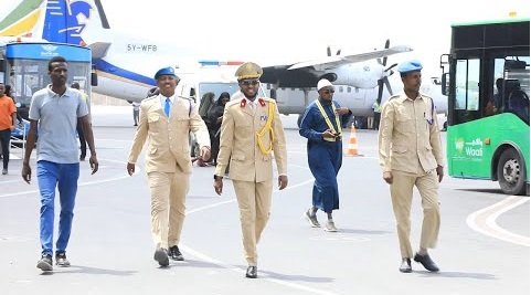 {DAAWO MUUQAALKA} Sagaal Dibada kusoo Bartay daraasaadka Amniga oo muqdisho lagu soo dhaweeyey.