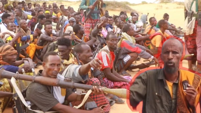 {DAAWO MUUQAALKA} ninkii Jaajuus ah Oo Macawisleyda ku jiro goobta ha lagu dilo.