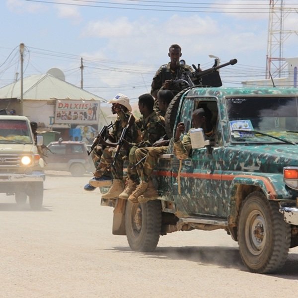 faahfaahin Ciidankii isku hor fadhiyay magaalada Dhahar oo la kala qaaday