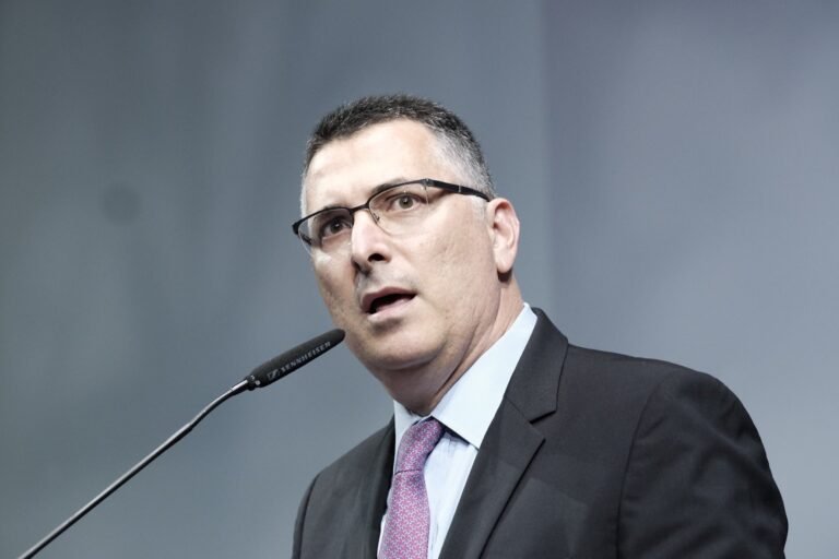 Maamulka Netanyahu oo dalbatay in lagu garabsiiyo sidii Xamaas looga sii deyn lahaa Maxaabiista