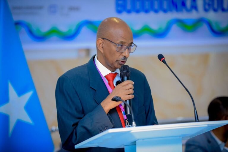 {DAAWO MUUQAALKA} Waa Kuma ninka Loo doortay Gudoomiyaha Cusub ee Barlamaanka waqooyi Bari Soomaaliya