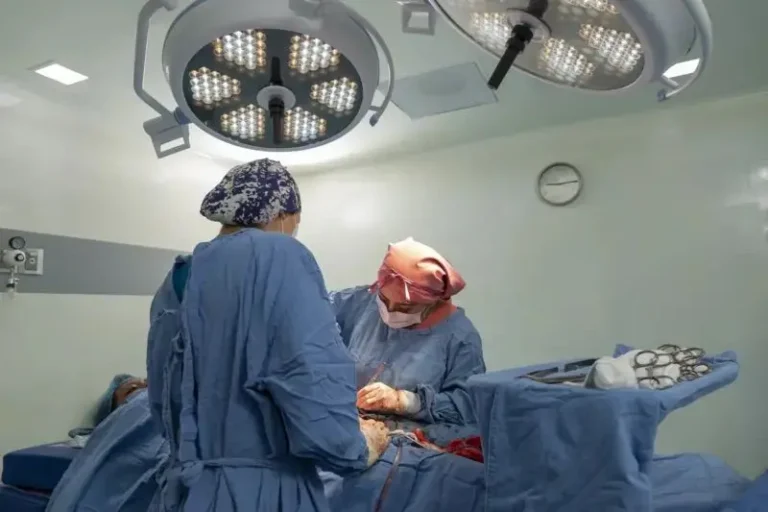 Muxuu haweenka Soomaaliyeed dhiig-karku ugu dhacaa xiliga dhalmada.?