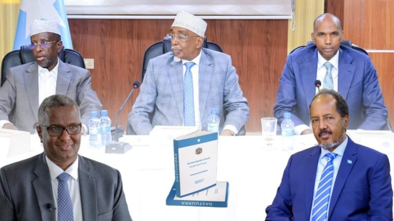 {DAAWO MUUQAALKA} Madaxweyne Xasan sheekh iyo Mucaaradka oo markale maanta kulmaya.