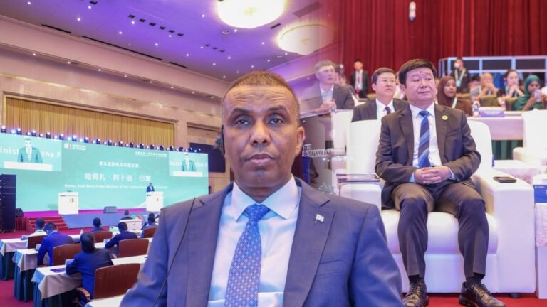 VIDEO {DAAWO MUQAALKA} Maxaa u qabsoomay RW Xamsa Safarkii uu ku tagay CHINA.?