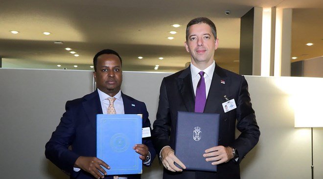 Soomaaliya iyo Serbia oo kala saxiixday heshiis iskaashi Diblumaasiyadeed?