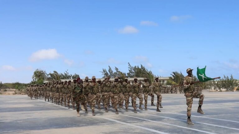 {DAAWO MUQAALKA} Cutubyo Ka Tirsan Ciidanka Kumaandooska Gor Gor oo La Dhaarinayay.