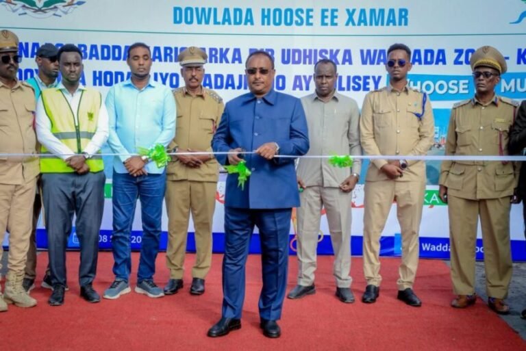 Governor of Banadir Inaugurates Reconstructed Zobe Road in Mogadishu.