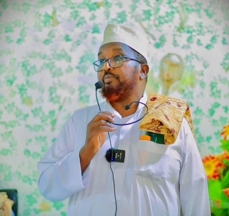 Diyaarado dagaal oo duqeyn ku dilay nabadoon caan ka ahaa gobolka Sanaag?