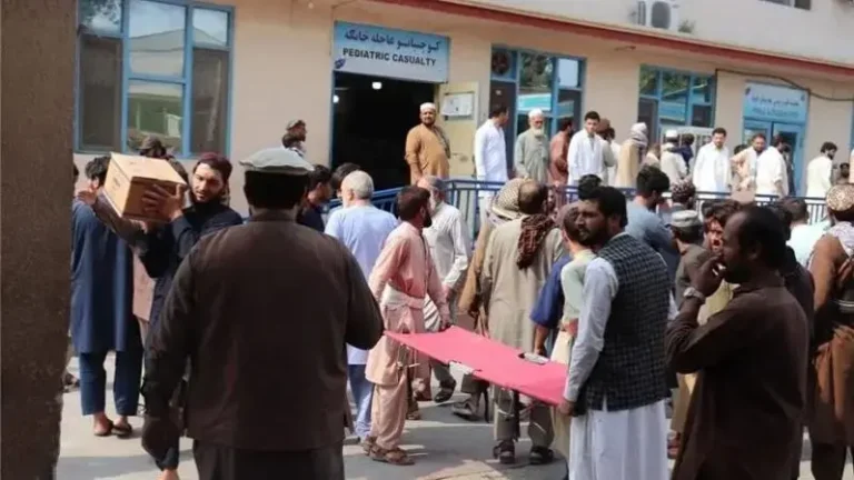 In ka badan 600 oo qof oo ku dhintay dhulgariir ku dhuftay Afghanistan.