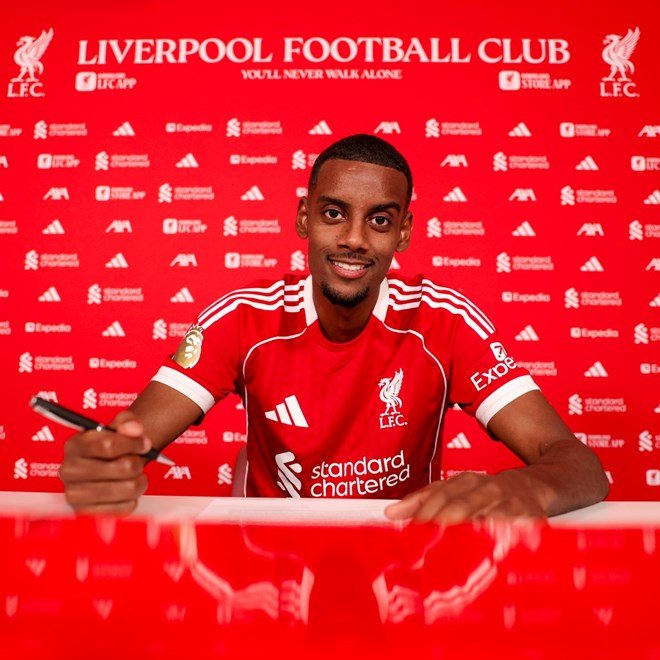 Liverpool complete Alexander Isak signing from Newcastle