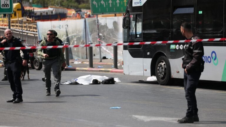 Toogasho ka dhacday Qudus oo lagu dilay 5 ruux