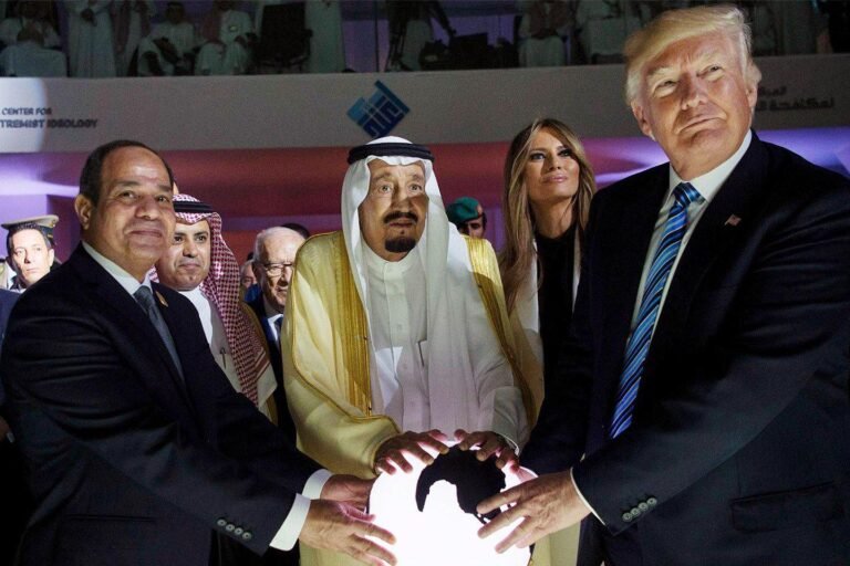 Madaxweyne Trump,oo la kulmi doona hoggaamiyeyaasha Carabta iyo Islaamka.