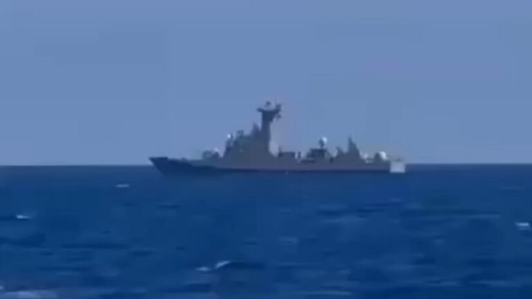 Turkiga oo maraakiib Dagaal u diray biyaha caalamiga si uu u difaaco Muwaadiniintiisa u Safray Qasa.