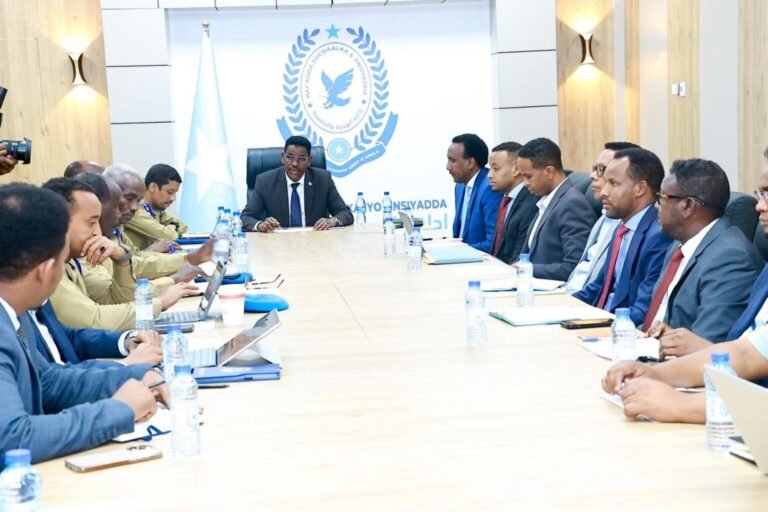 Hay’addaha Amniga iyo socdaalka Soomaaliya oo ka wada hadlay ka hortaga tahriibka