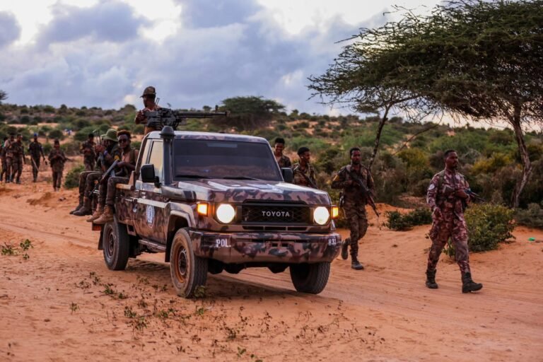 {DAAWO SAWIRADA} Ciidanka Gaarka ah oo howlgallo amni xaqiijin ah ka sameeyay Duleedka Muqdisho.