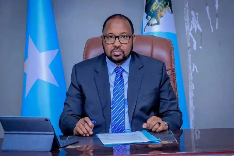 Madaxweyne Firdhiye oo soo magacaabay golihiisa wasiirrada oo ka kooban 21 xubnood?
