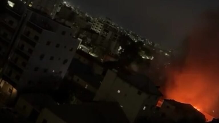 Suspected al-Shabaab militants attack Mogadishu’s Godka Jilacow prison.