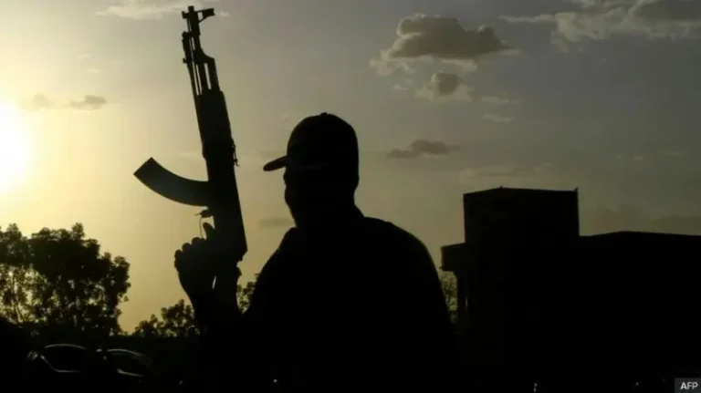 Kooxda RSF ee ka dagaalanta Suudaan oo labo kun oo rayid ah dil iyo kufsi ugu geysteen.