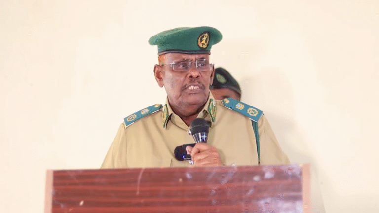 Taliyaha Ciidanka Asluubta oo sheegay in ay ruqsaynayaan askarta  isticmaasha maandooriyaha