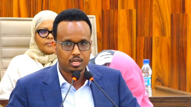 {DAAWO MUQAALKA} Xildhibaan Maxamed Cabduqaadir ”14 Oktober Waa maalin la Xasuuqay shacabka Soomaaliyeed