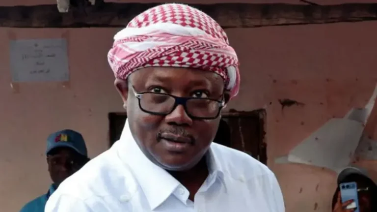 Madaxweynihii la afgambiyay ee Guinea-Bissau oo u baxsaday dalka Senegal.