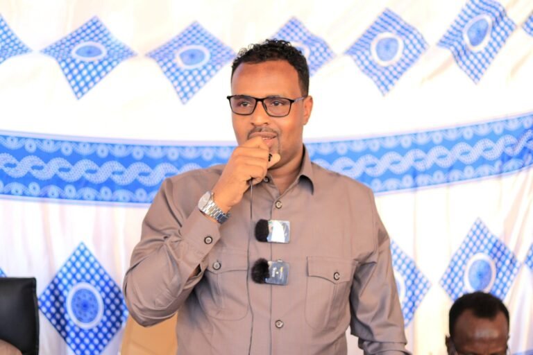 Gudoomiyaha Gobolka Hiiraan oo Maanta Gaaray degmada Beer-gadiid.