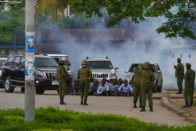 Wararkii ugu dambeeyay Kenya oo Ciidamo dheeraad ah gaysay Xadka ay la wadaagto Soomaaliya