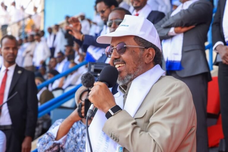 Somalia marks Teachers’ Day as President pledges stronger support for education sector