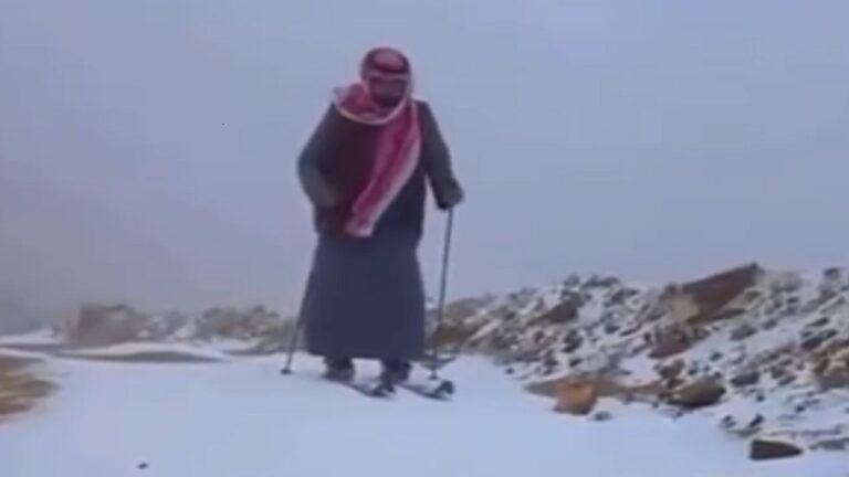 Sacuudiga oo markii u horreysay waxaa ka da’ay baraf.