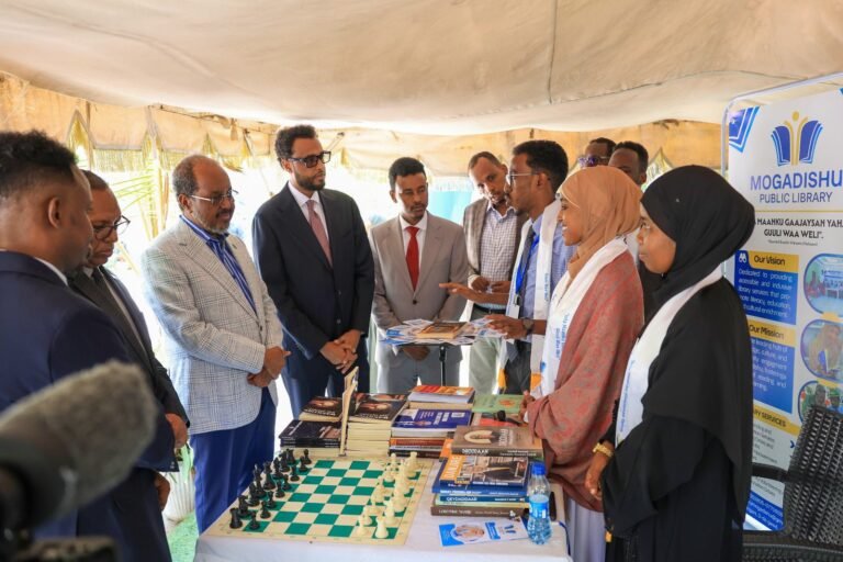 Madaxweyne Xasan Sheekh oo soo xiray Shirweynaha 6-aad ee hoggaanka iyo hal abuurka Soomaaliya