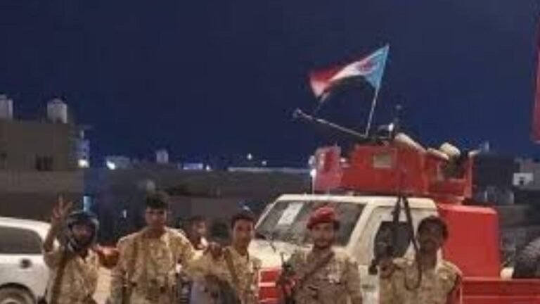 Imaaradka Carabta oo Ciidamadiisa Kala baxay Dalka Yemen,kadib Hanjabaadii Sacuudiga uga timid.