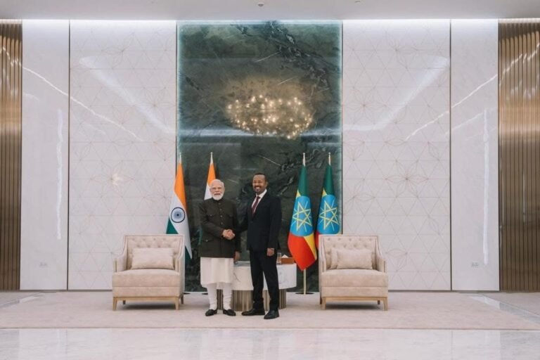 {DAAWO SAWIRADA} Ra’iisul wasaaraha Hindiya oo booqasho ku tagay Addis Ababa.