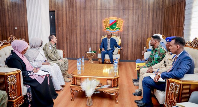 Taliyaha Kulliyada Turksom Oo la Kulmay Madaxweyne Laftgareen.