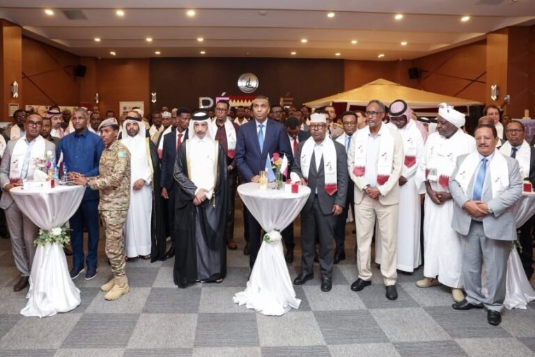 Prime Minister Hamza Abdi Barre Joins Qatar National Day Celebrations in Mogadishu, Hails Strategic Partnership