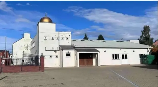 Wadaad xabsi la dhigay kadib markii uu isku guuriyay lammaane aan qaan-gaarin.