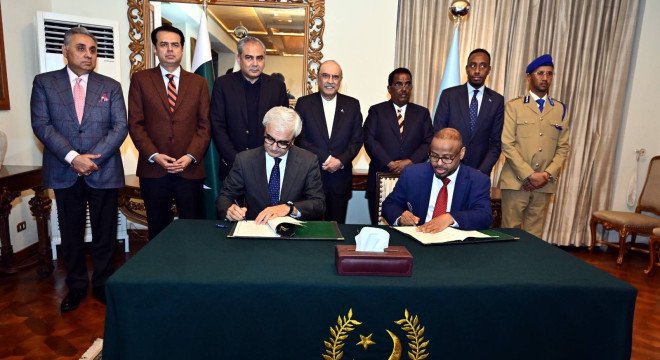 Muxu yahay heshiis ay kala saxiixden   Soomaaliya iyo Pakistan ?