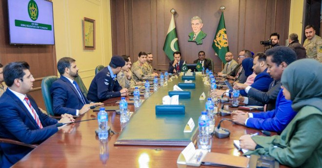 Soomaaliya iyo Pakistan oo kala saxiixday heshiis oo lagula dagaallamo argagixisada.