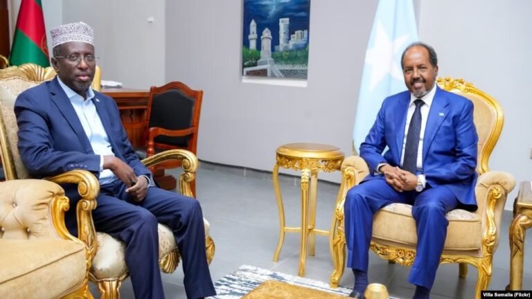 Maxeeyihiin Labada qodob ee ay ku heshiiyeen Madaxweyne Xasan iyo Shaiikh shariif.?