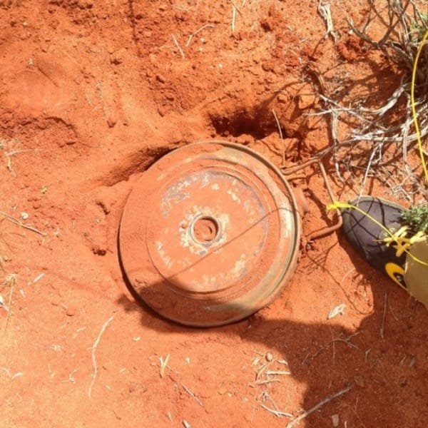 Gaari u socday Ceeldheer oo  Miiino Kula Kacday Duleedka Degmadaas oo sababtay dhimasho & dhaawac .