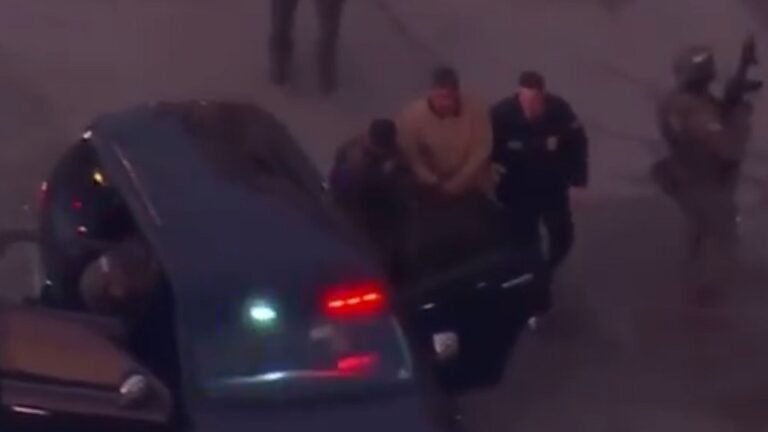 Madaxweynaha Venezuela oo maalin ka hor ay ciidanka Mareykanka ka soo afduubteen ayaa la horgeynaya maxkamad.