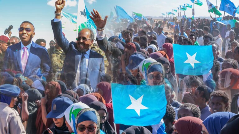 {DAAWO MUQAALKA} MW Xasan sheekh oo Maanta ka qeeyb Galayo Caleemasaarka Cabduqaadir Firdhiye.