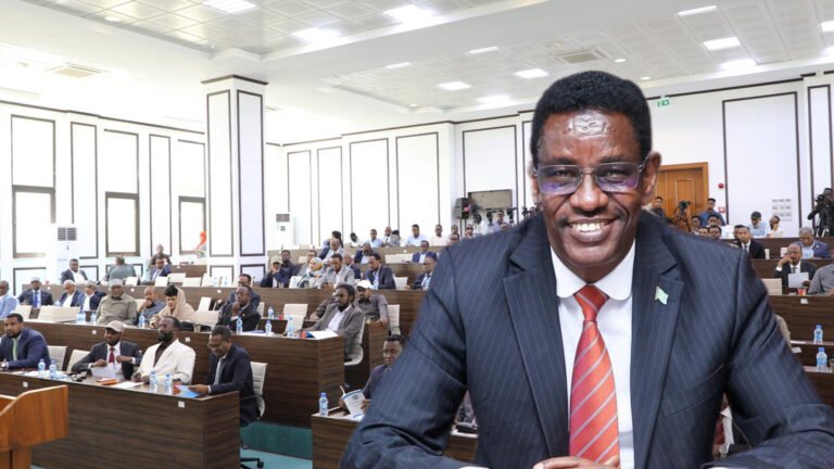 {DAAWO MUUQAALKA}  Puntland oo War kasoo saartay Ciidamada laga celiyey Muqdisho.