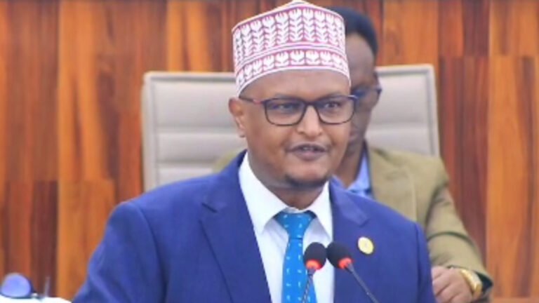 {DAAWO MUUQAALKA}   Muxuu yahay Hishiiska lagu Gaaray Cutubka 4aad ee Dastuurka ”Xildhibaan Mahdi Guulee”